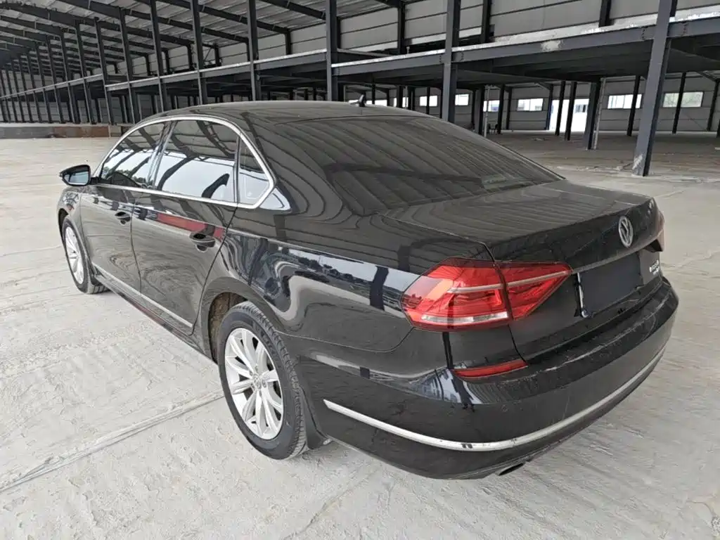 Volkswagen Passat — миниатюра 5