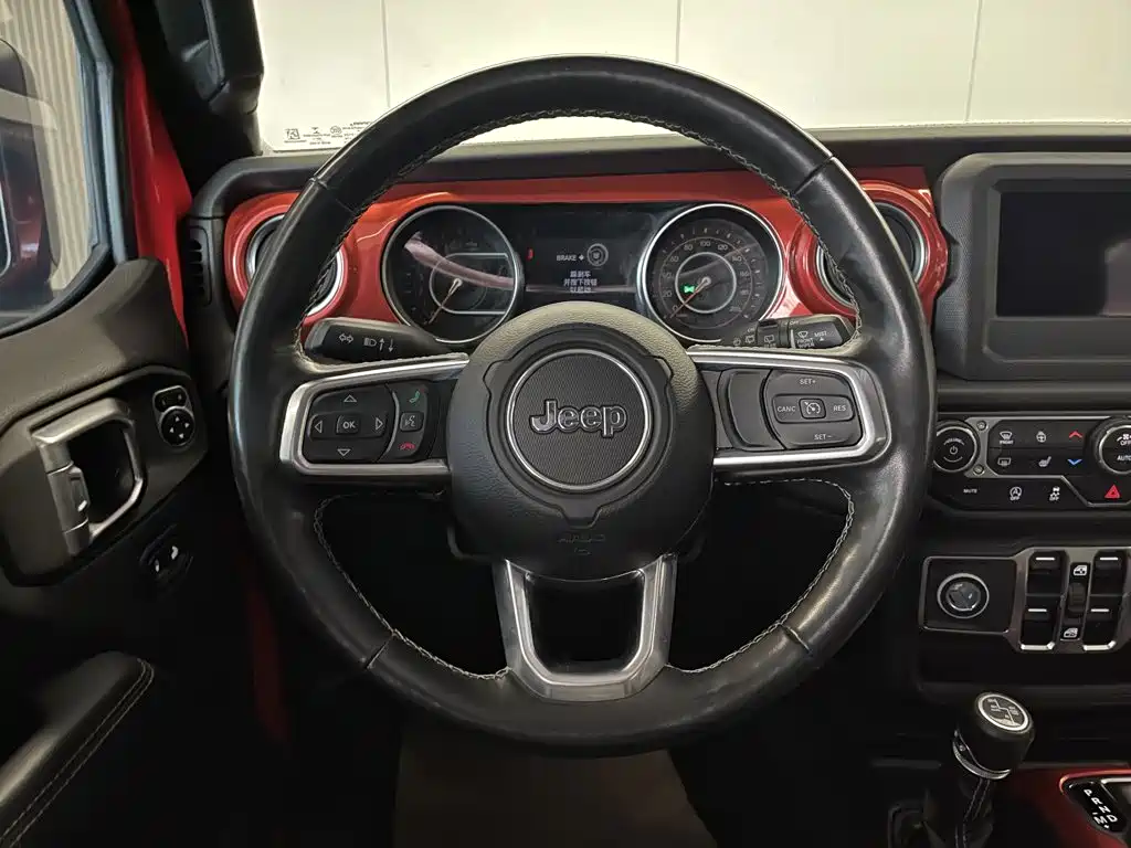Jeep Wrangler — миниатюра 13