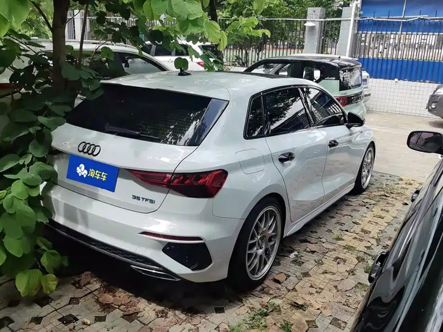 Audi A3 2023 Sportback 35 TFSI Fashion Sport