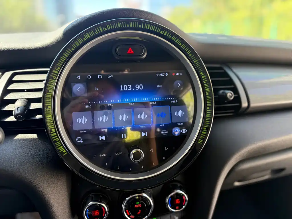 MINI Mini — миниатюра 16