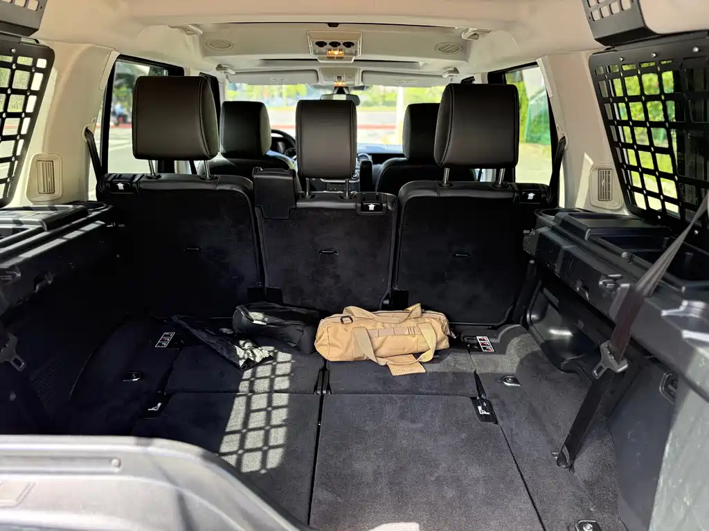 Land Rover Discovery — миниатюра 21