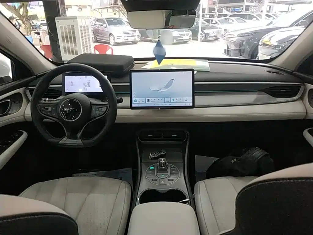 BYD Seal 05 DM-i — миниатюра 10