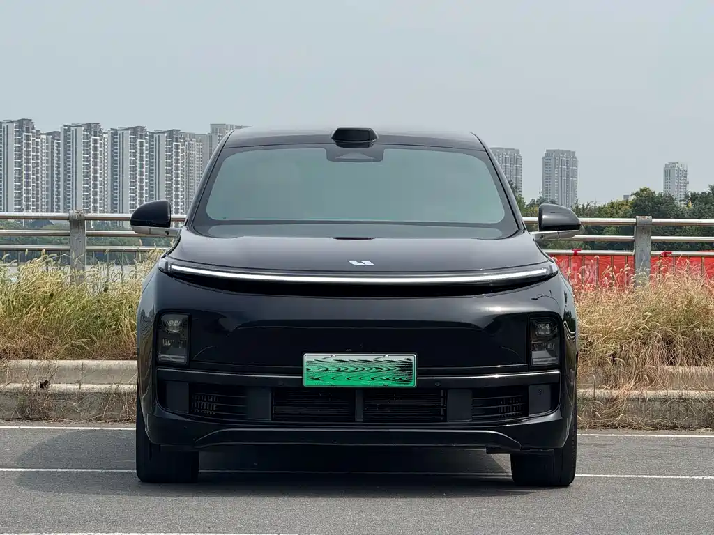 Li Auto Li L8 — миниатюра 3