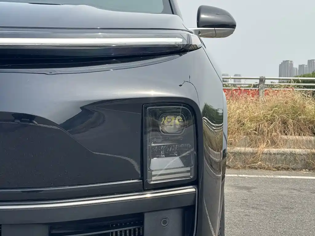 Li Auto Li L8 — миниатюра 18