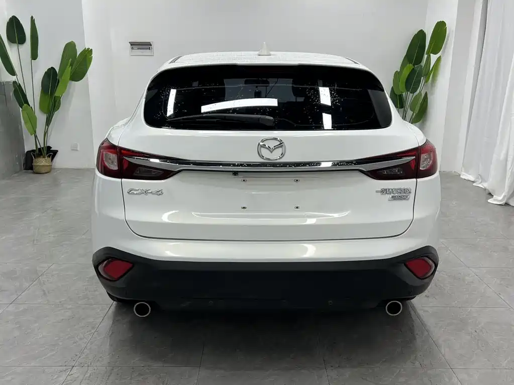MAZDA CX 4