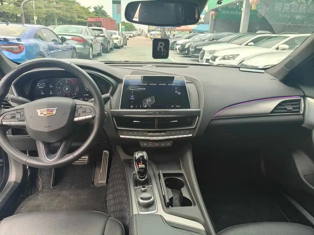 Cadillac CT5 — миниатюра 7