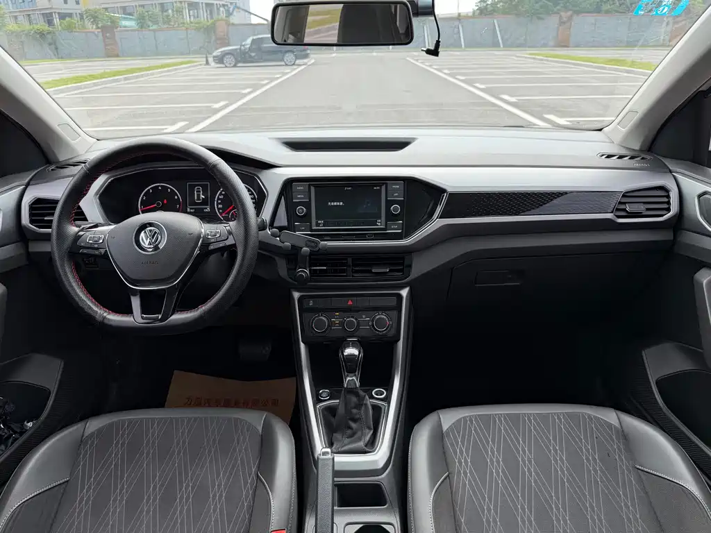 Volkswagen T-Cross — миниатюра 11