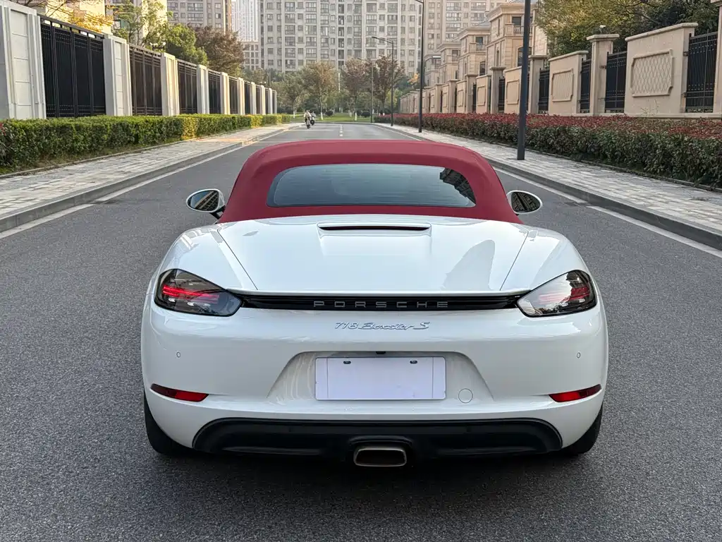 Porsche 718 2022 Boxster 2.0T