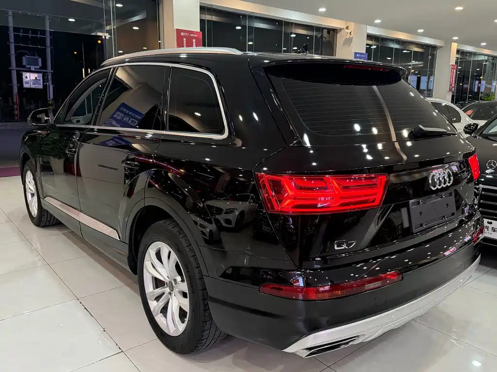 Audi Q7 2016 40 TFSI