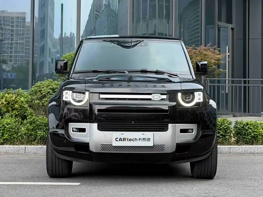 Land Rover Defender — миниатюра 2