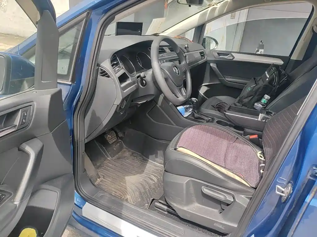 Volkswagen Touran — миниатюра 16