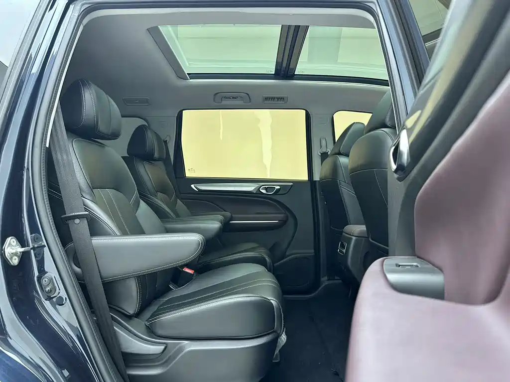 GAC Motor Trumpchi M6 — миниатюра 10