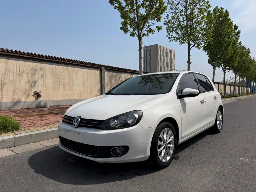 Volkswagen Golf 2014