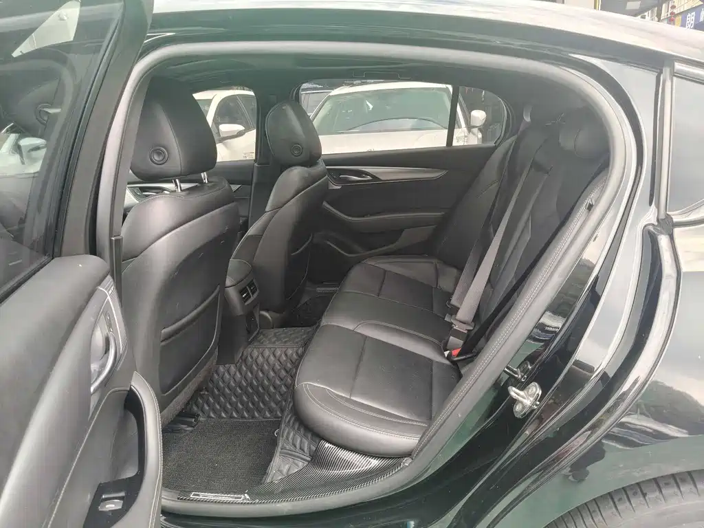 Cadillac CT5 — миниатюра 9
