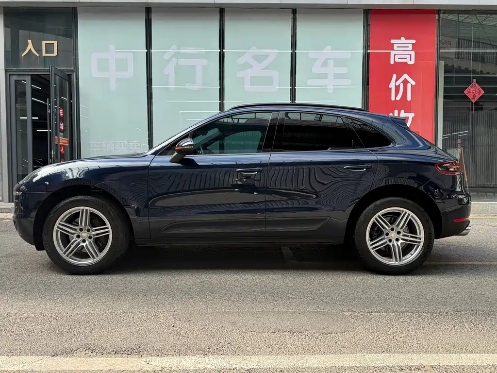 Porsche Macan — миниатюра 18
