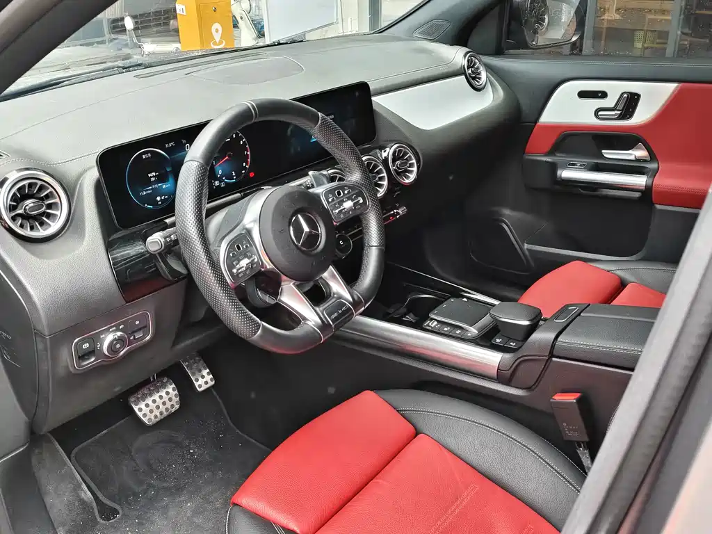 Mercedes-Benz GLA AMG — миниатюра 4