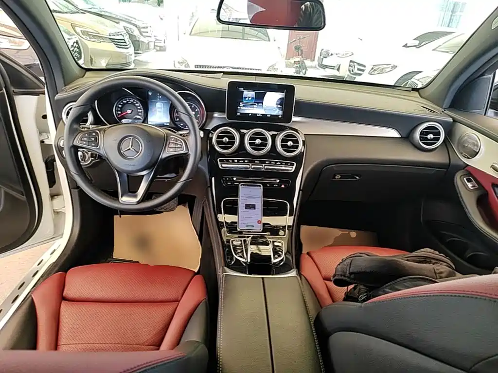 Mercedes-Benz GLC Coupe — миниатюра 10