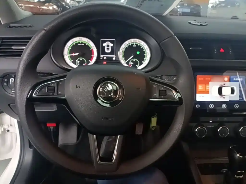 Skoda Octavia — миниатюра 11
