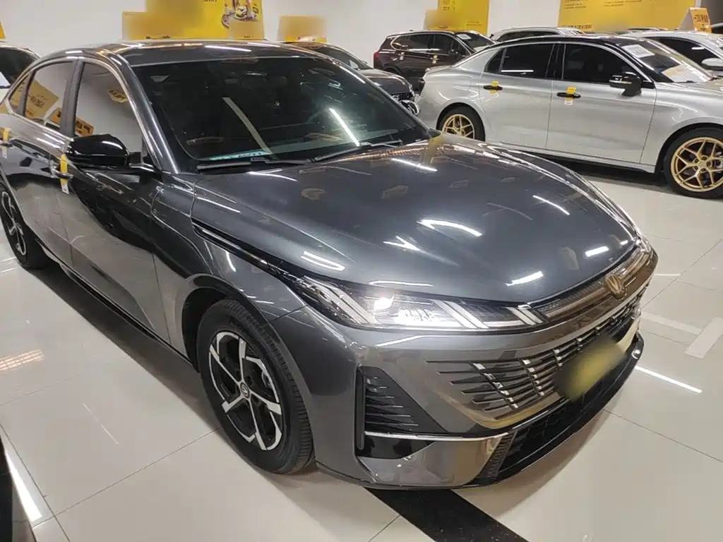 Changan Eado — миниатюра 4