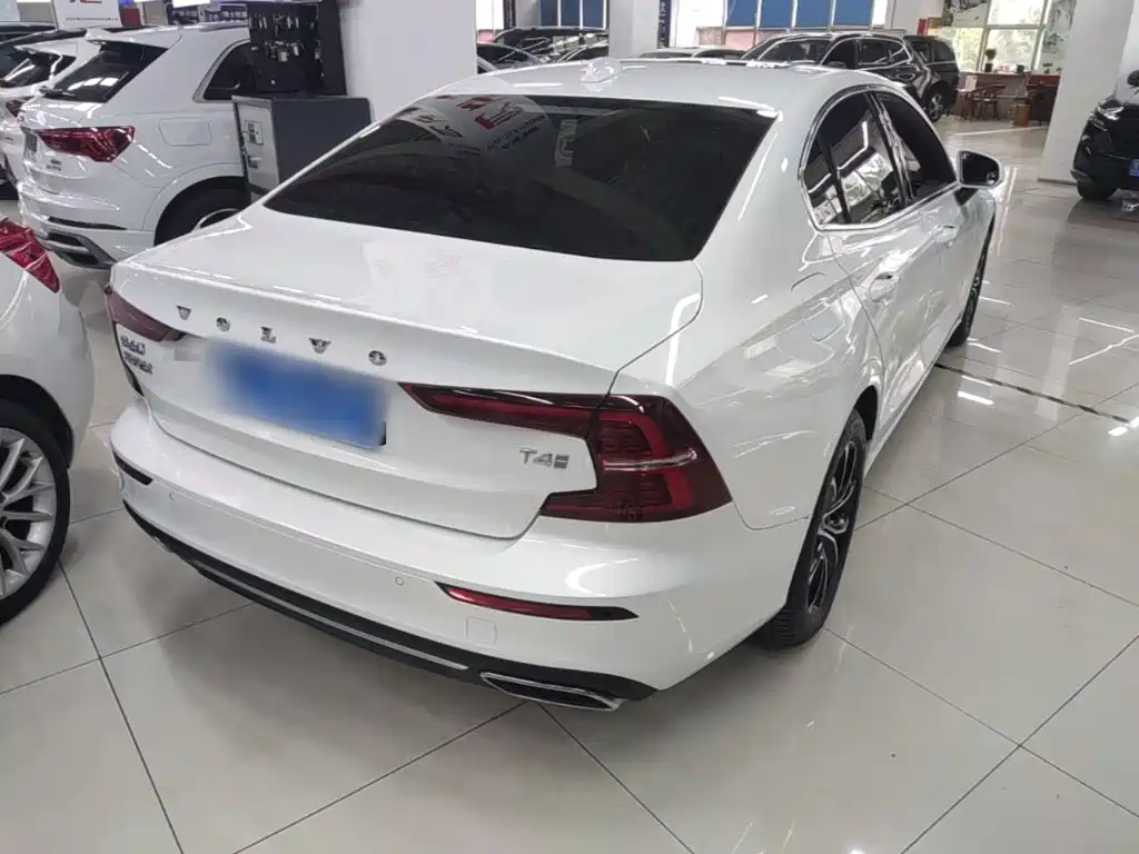 Volvo S60 — миниатюра 7
