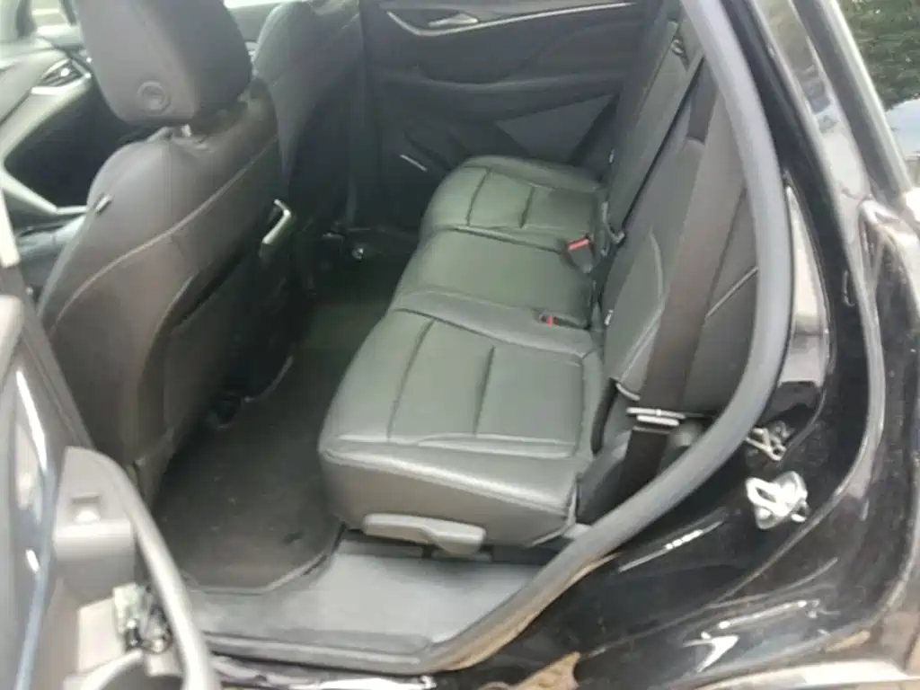 Buick Enclave — миниатюра 22