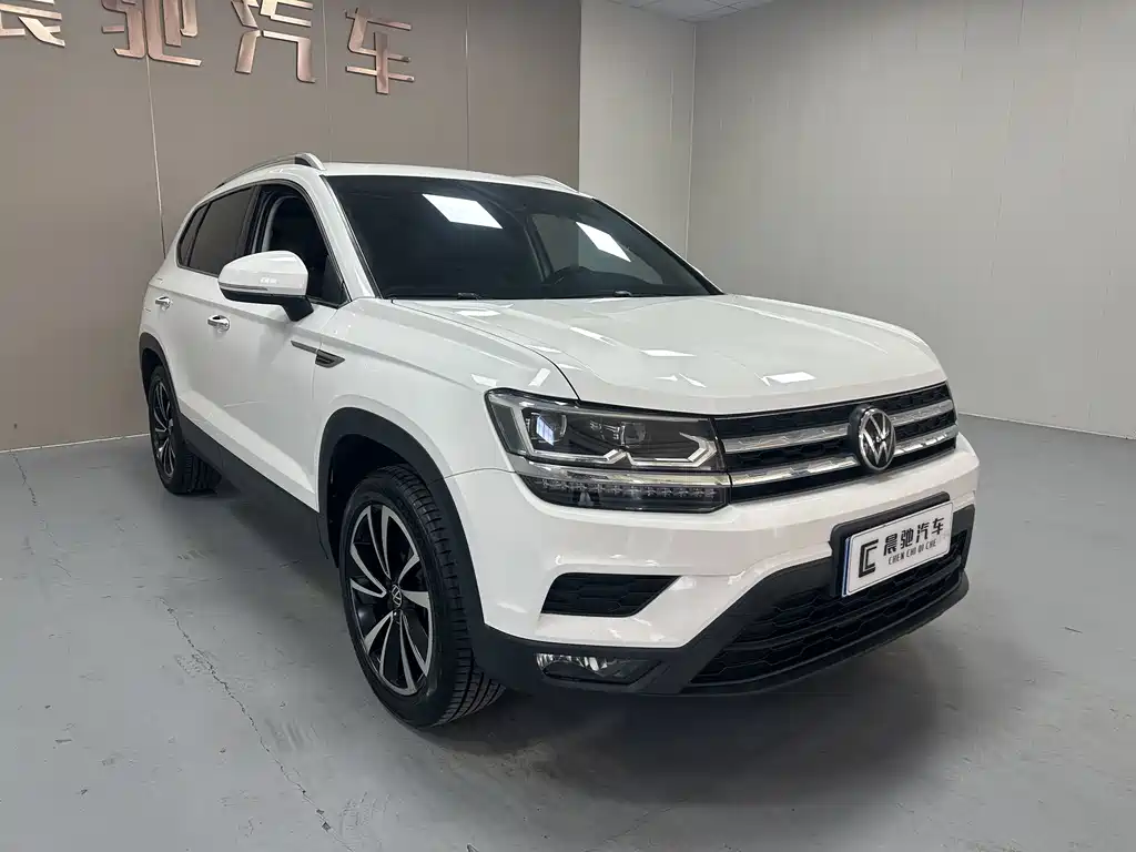 Volkswagen Tharu — миниатюра 3
