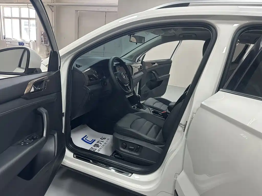 Volkswagen Tharu — миниатюра 11
