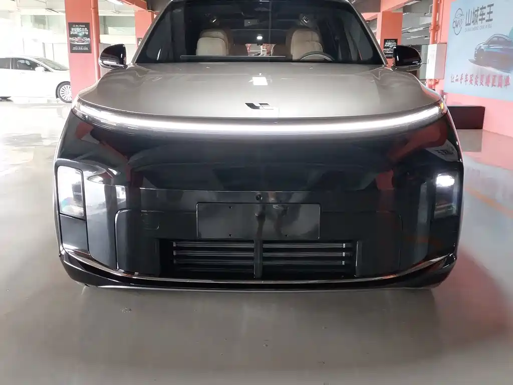 Li Auto Li L9 — миниатюра 2