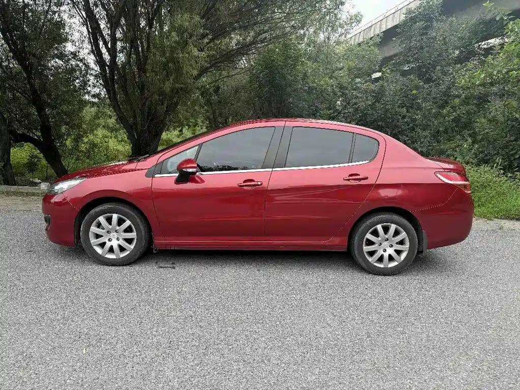 Peugeot 308 — миниатюра 11