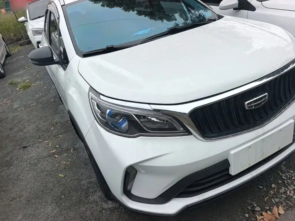 Geely Vision X3 — миниатюра 4