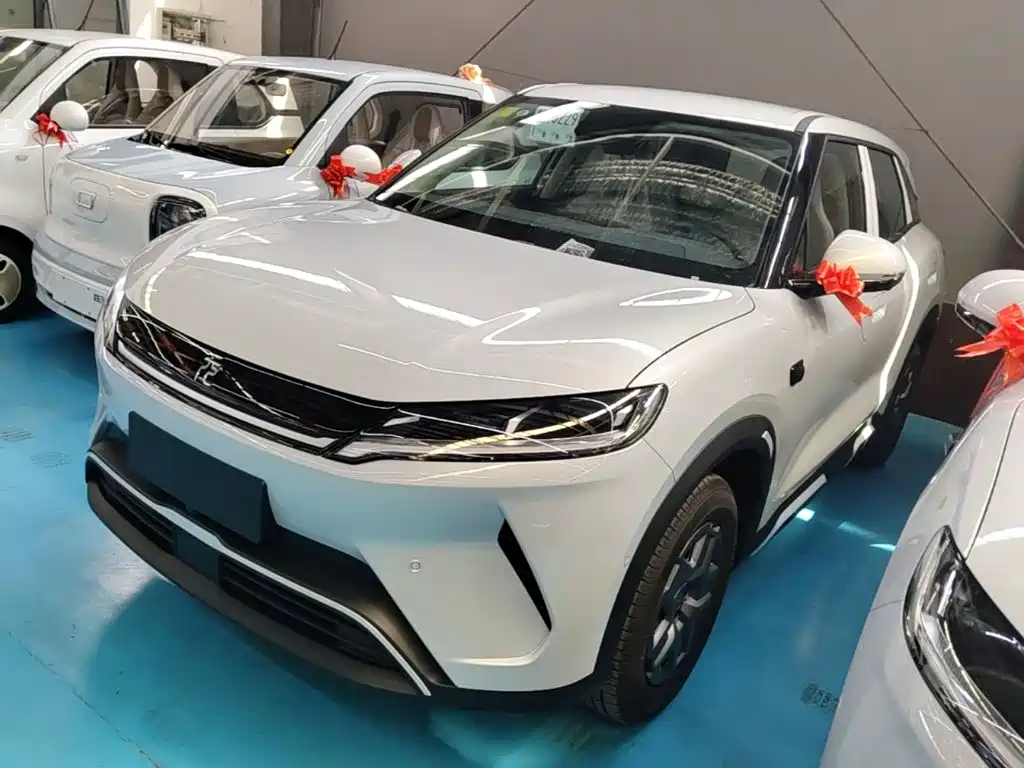 BYD Yuan UP — миниатюра 2