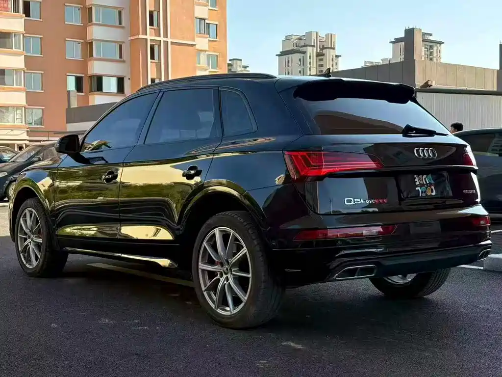 Audi Q5L — миниатюра 7