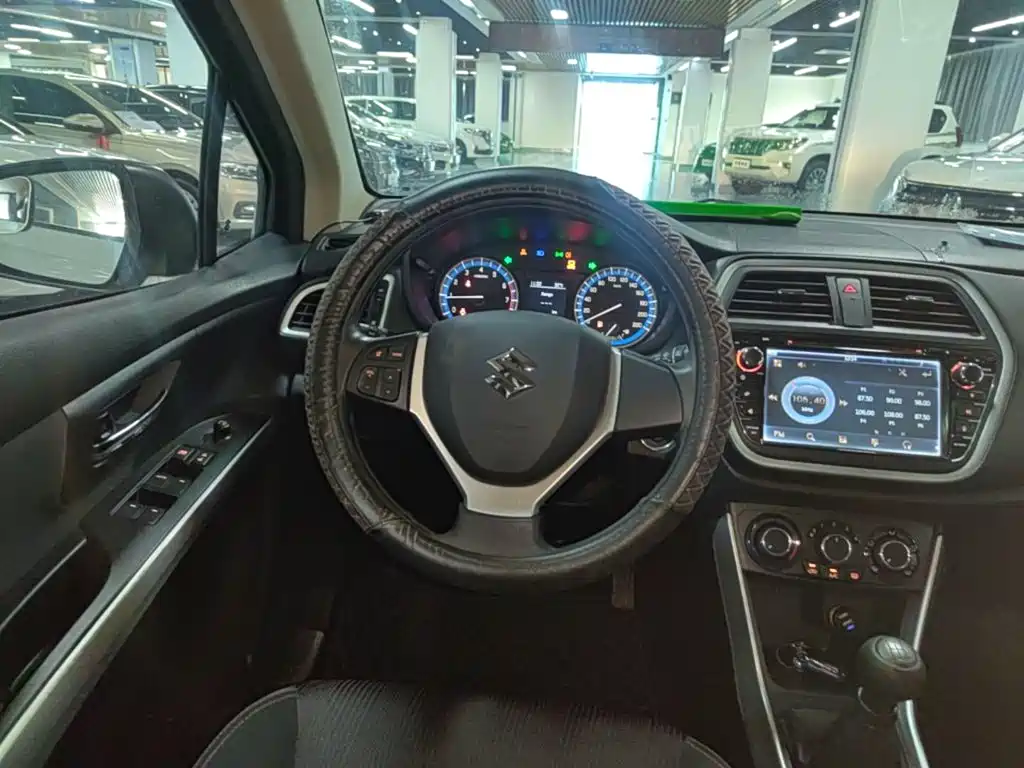 Suzuki S-Cross — миниатюра 11