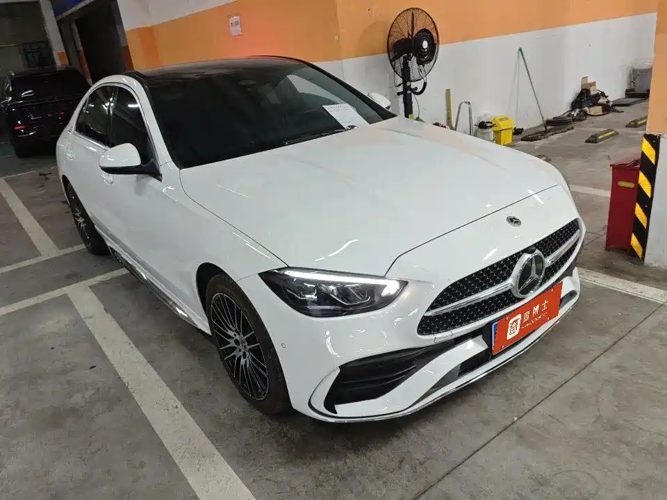 Mercedes-Benz C-Class — миниатюра 2