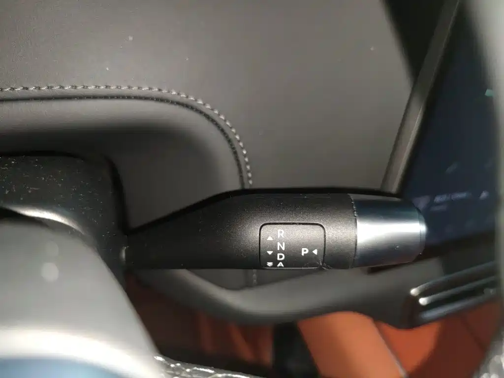 Li Auto Li L6 — миниатюра 10