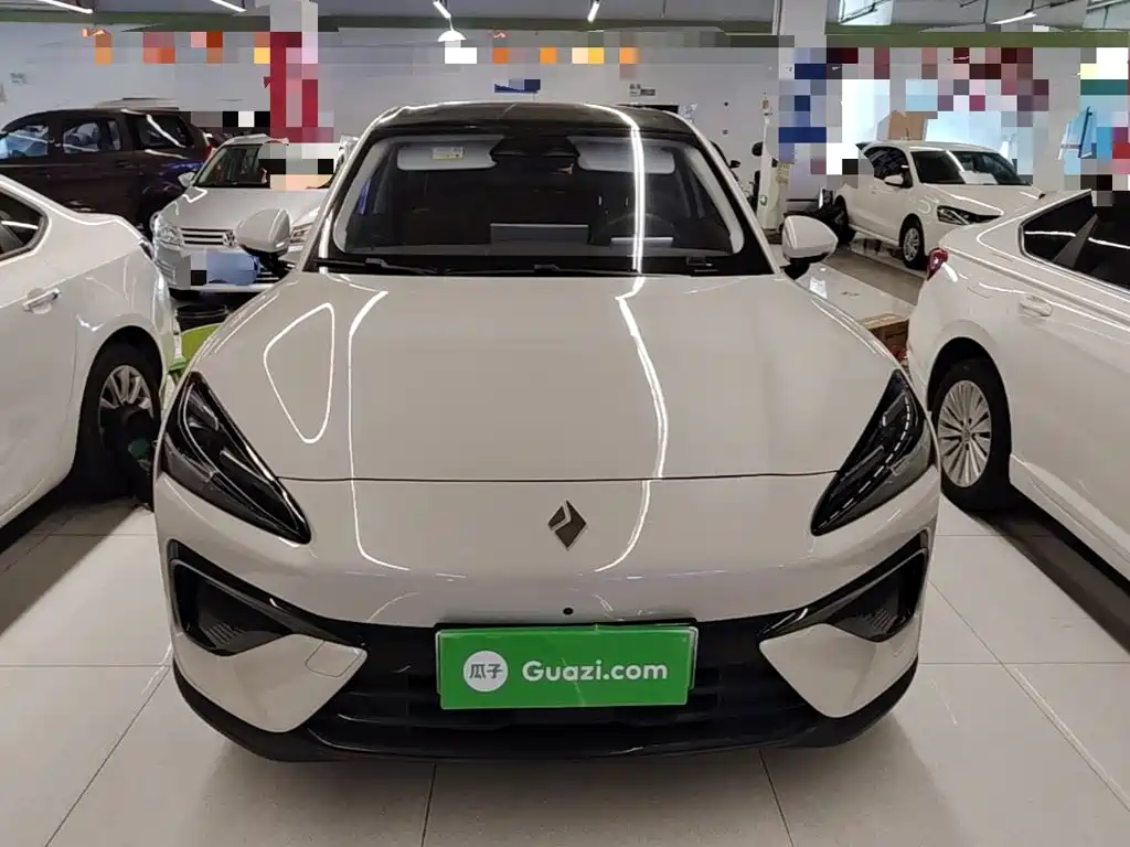 Baojun Yunhai — миниатюра 3