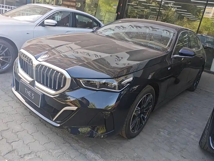 BMW 5 Series 2026