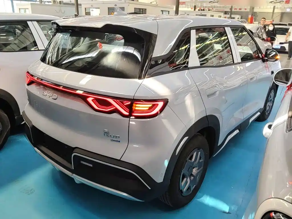 BYD Yuan UP — миниатюра 7
