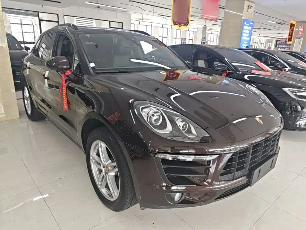 Porsche Macan — миниатюра 4