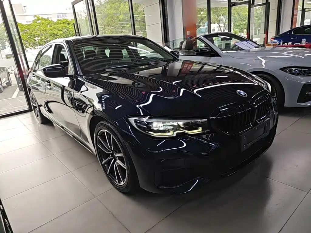 BMW 3 Series — миниатюра 4