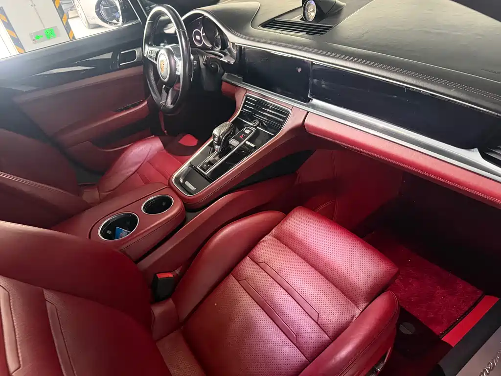 Porsche Panamera — миниатюра 10