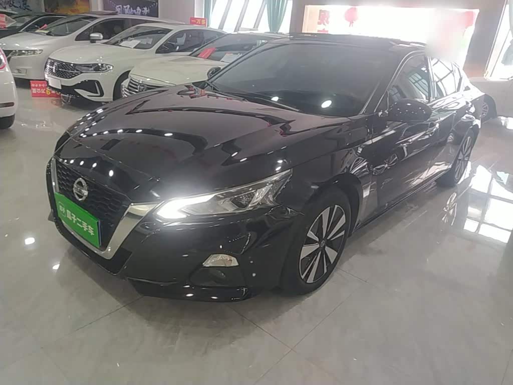 Geely Binyue 2.0 л 2023 г. Чёрный, пробег 38600 км