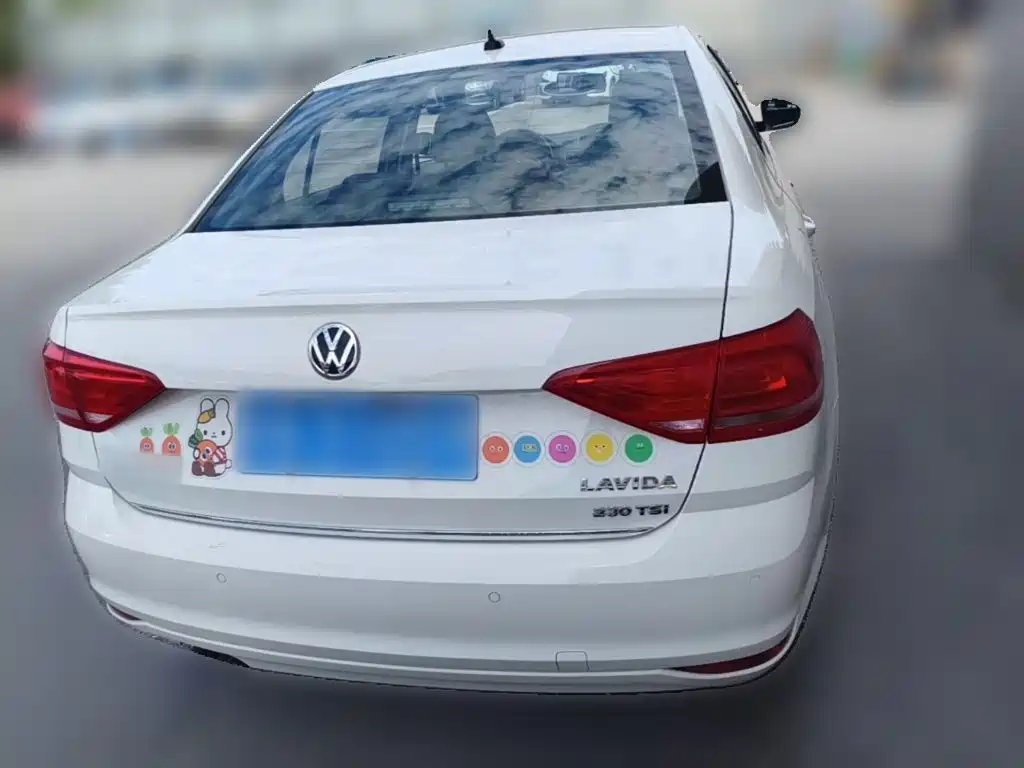 Volkswagen Lavida — миниатюра 8