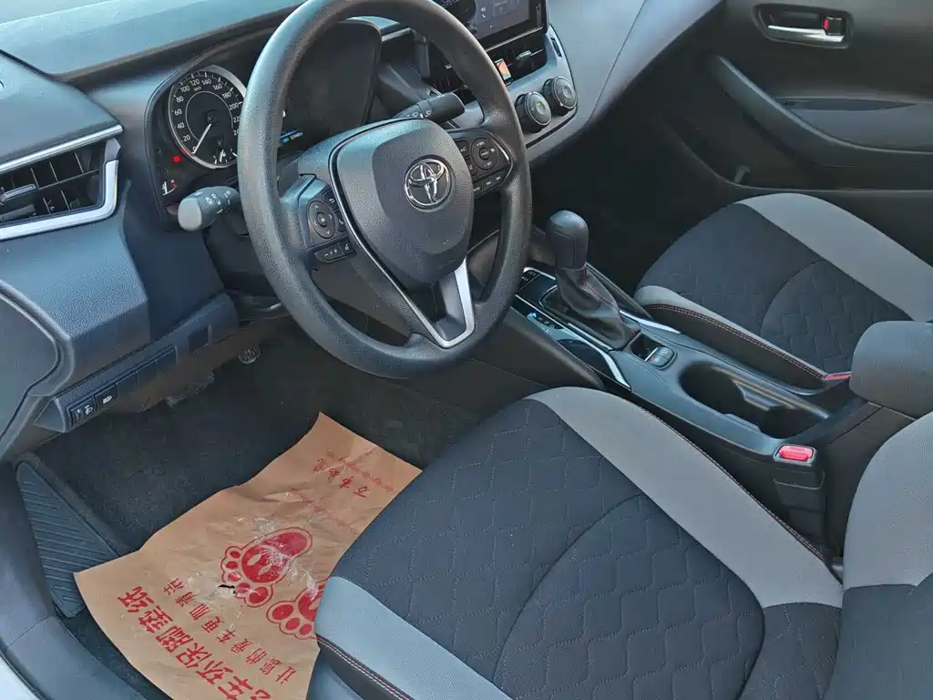 Toyota Corolla — миниатюра 7