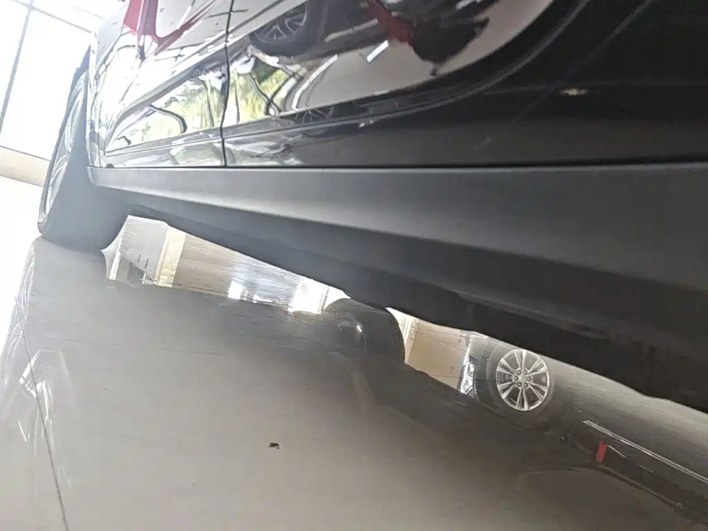 Porsche Macan — миниатюра 22