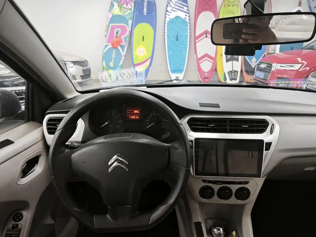 Citroen Elysee — миниатюра 8