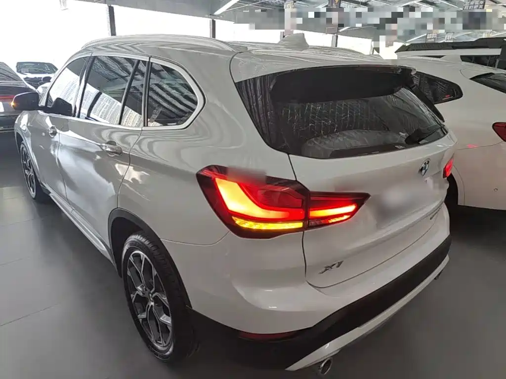 BMW X1 — миниатюра 5