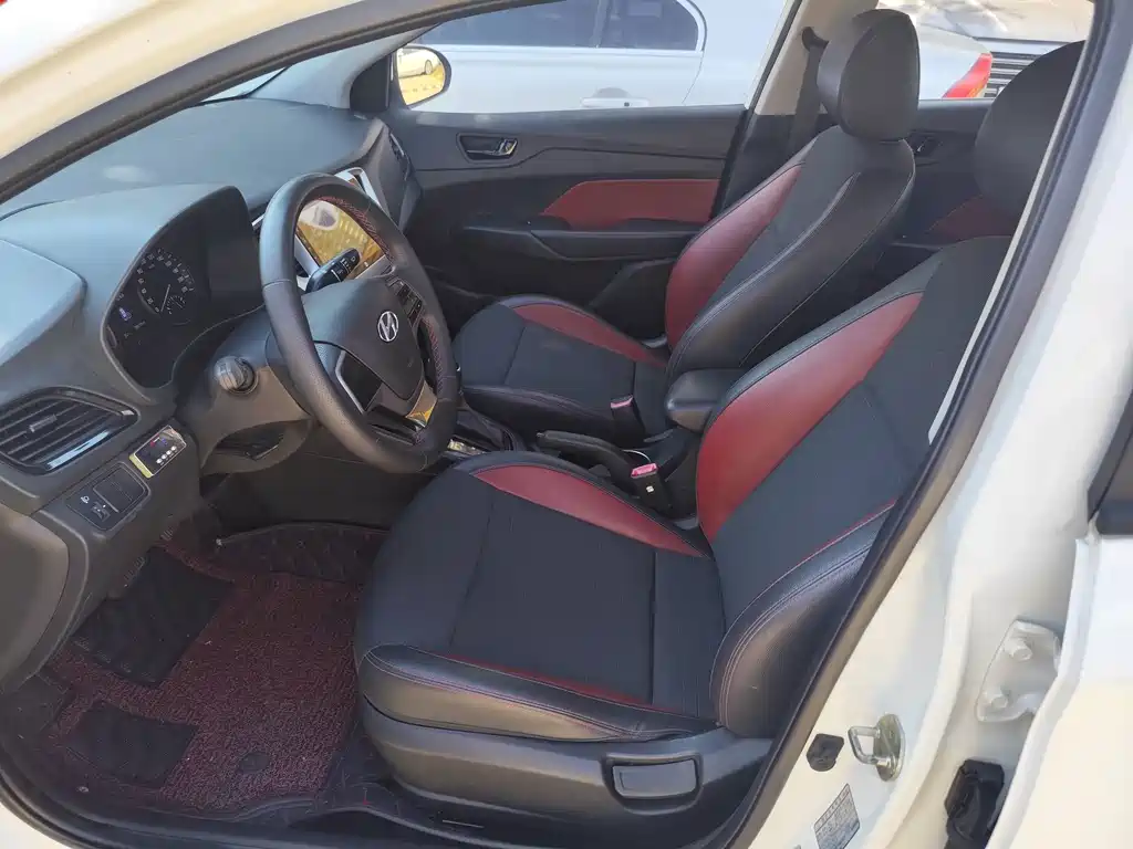 Hyundai Verna — миниатюра 6