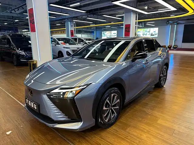 LEXUS  RZ 2023