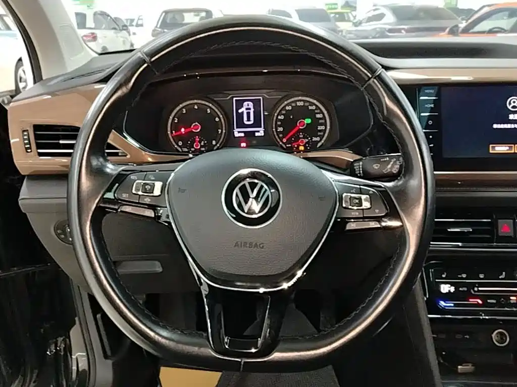 Volkswagen Tharu — миниатюра 11